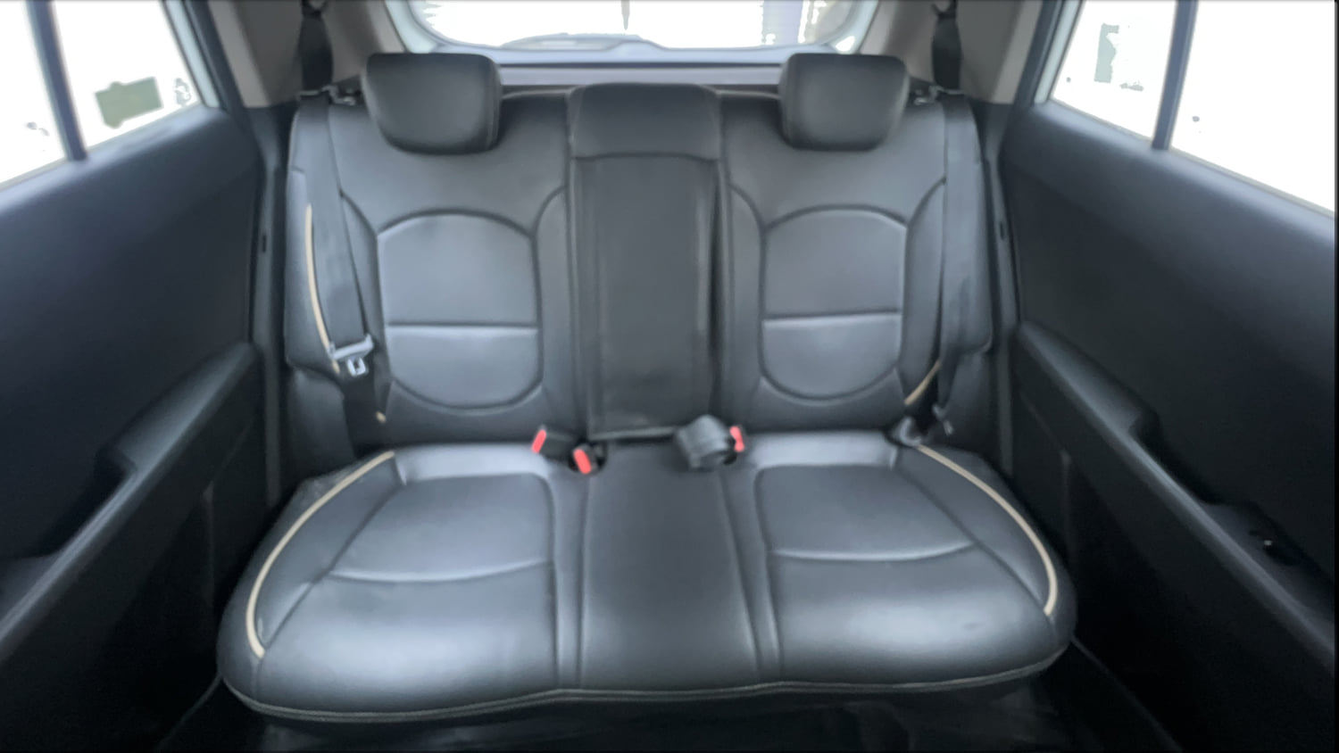 Used 2016 Hyundai Creta 1.6 SX Plus Petrol Petrol Manual interior REAR SEAT CONDITION VIEW