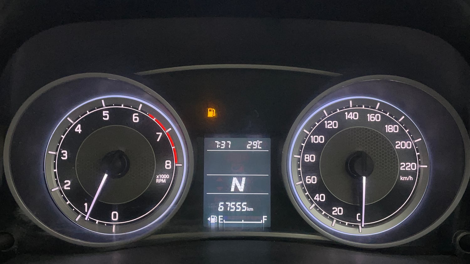 Used 2017 Maruti Suzuki Dzire ZXi AMT Petrol Automatic interior CLUSTERMETER VIEW