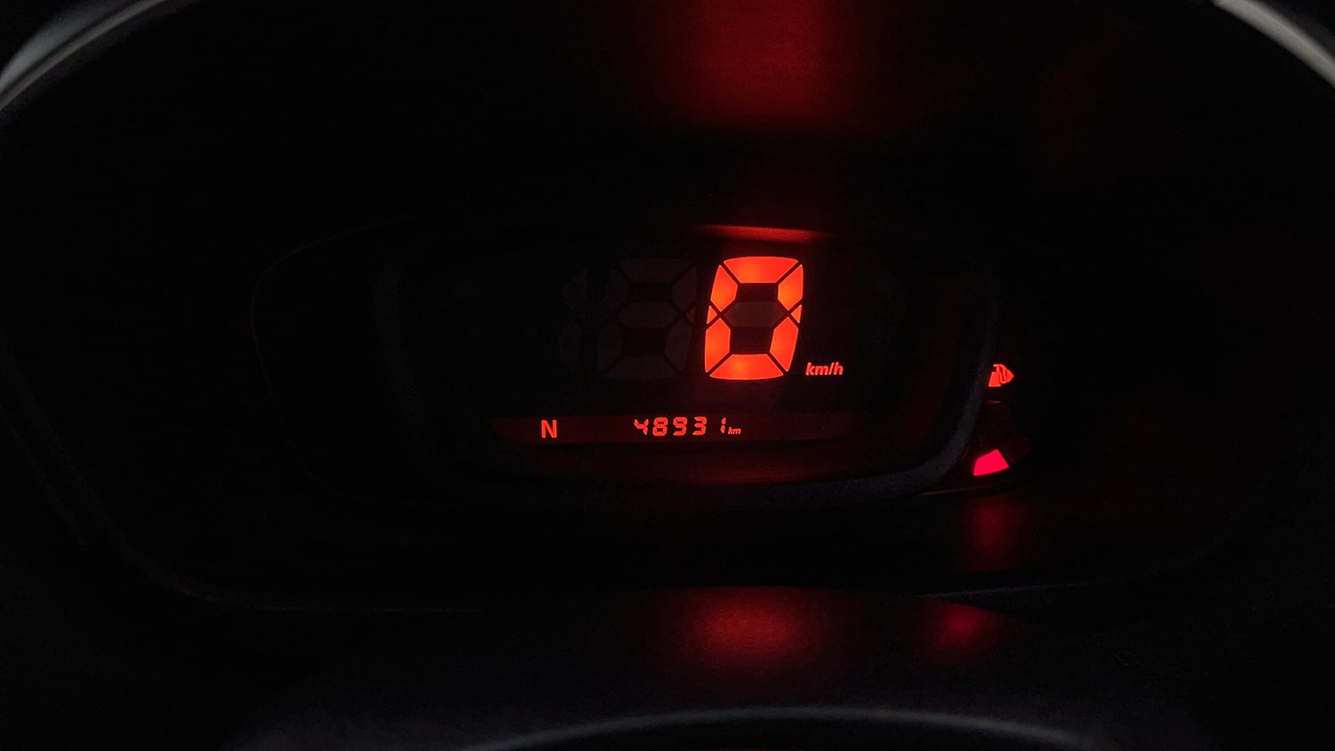 Used 2018 Renault Kwid CLIMBER 1.0 AMT Petrol Automatic interior CLUSTERMETER VIEW