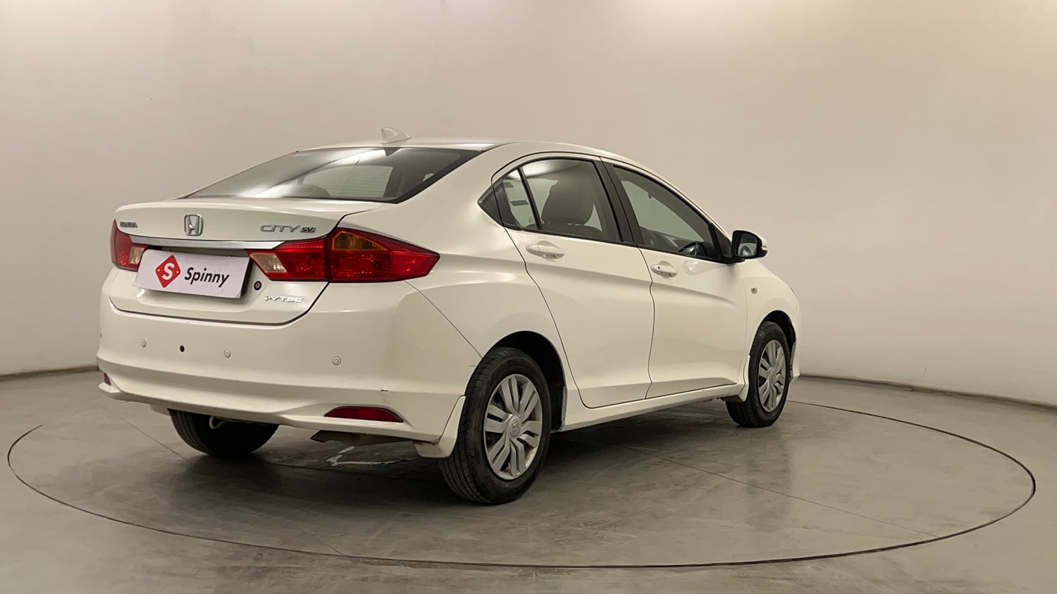 Used 2016 Honda City SV Petrol Manual exterior RIGHT REAR CORNER VIEW