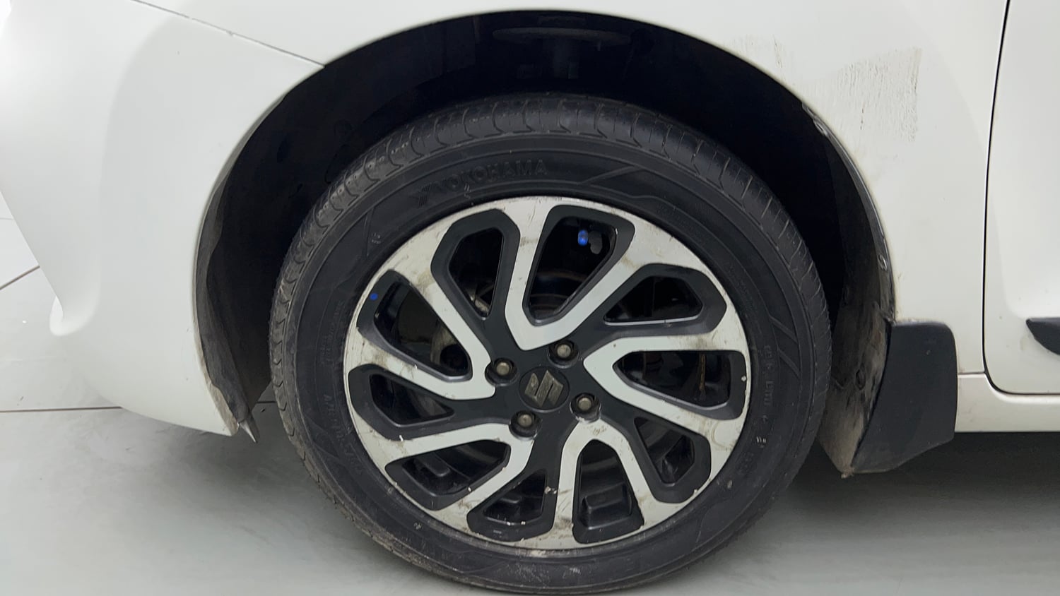 Used 2019 Maruti Suzuki Baleno Zeta Petrol Manual tyres LEFT FRONT TYRE RIM VIEW