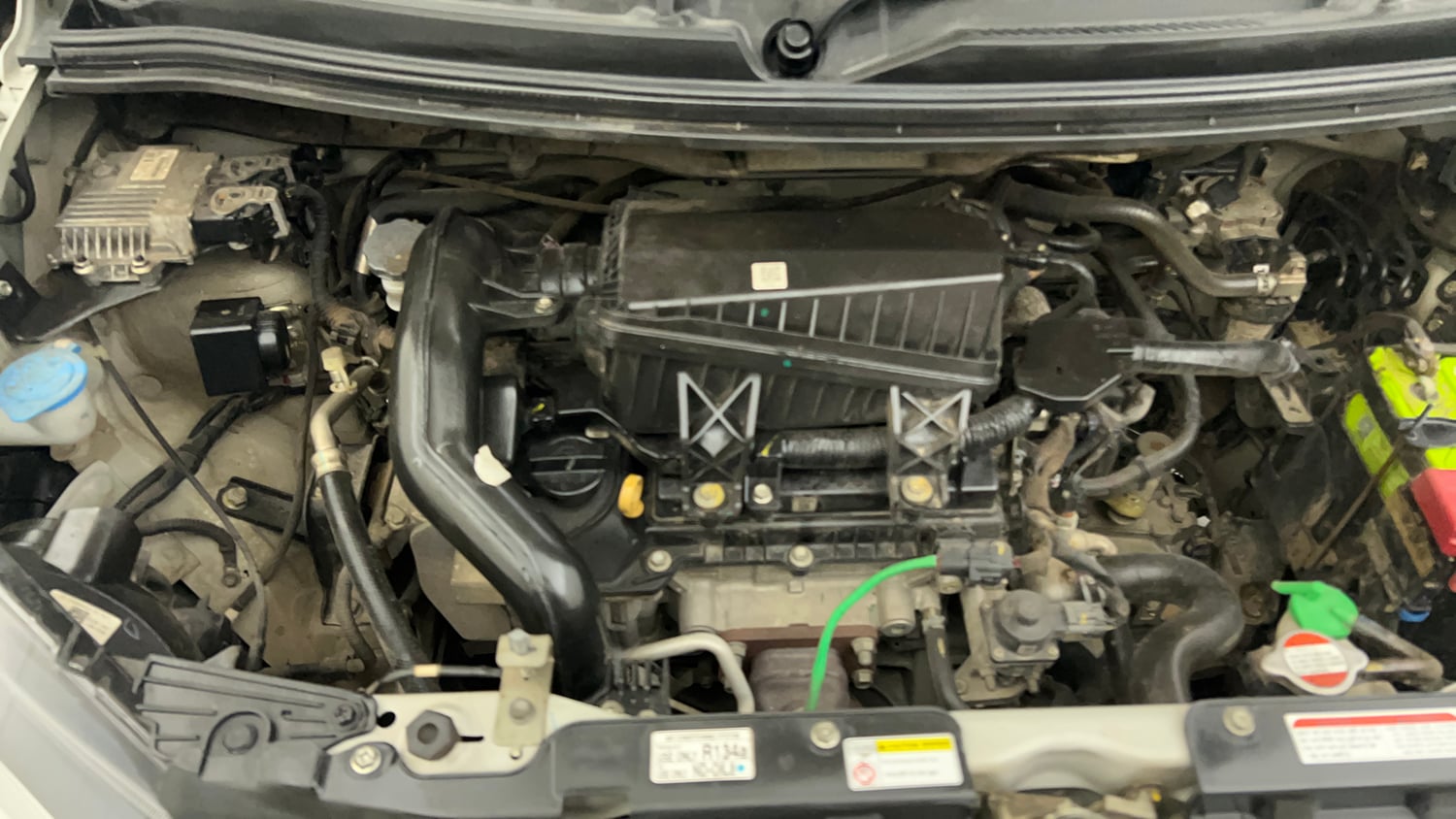 Used 2023 Maruti Suzuki Wagon R VXI 1.0 CNG Cng Manual engine ENGINE RIGHT SIDE VIEW