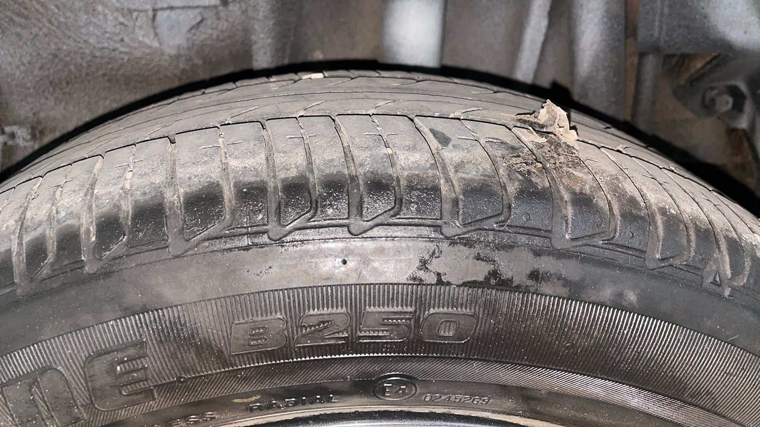 Used 2023 Tata Tiago XZ Plus Petrol Manual tyres LEFT REAR TYRE TREAD VIEW