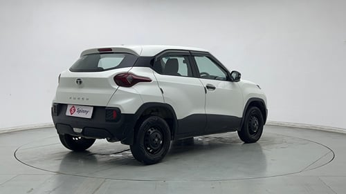 Used 2024 Tata Punch Pure MT Petrol Manual exterior RIGHT REAR CORNER VIEW