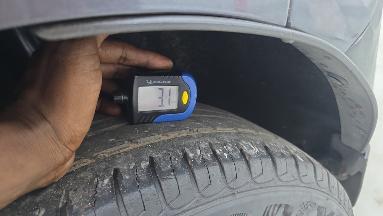 Used 2015 Ford EcoSport Titanium 1.5 TDCi Diesel Manual tyres LEFT REAR TYRE TREAD VIEW