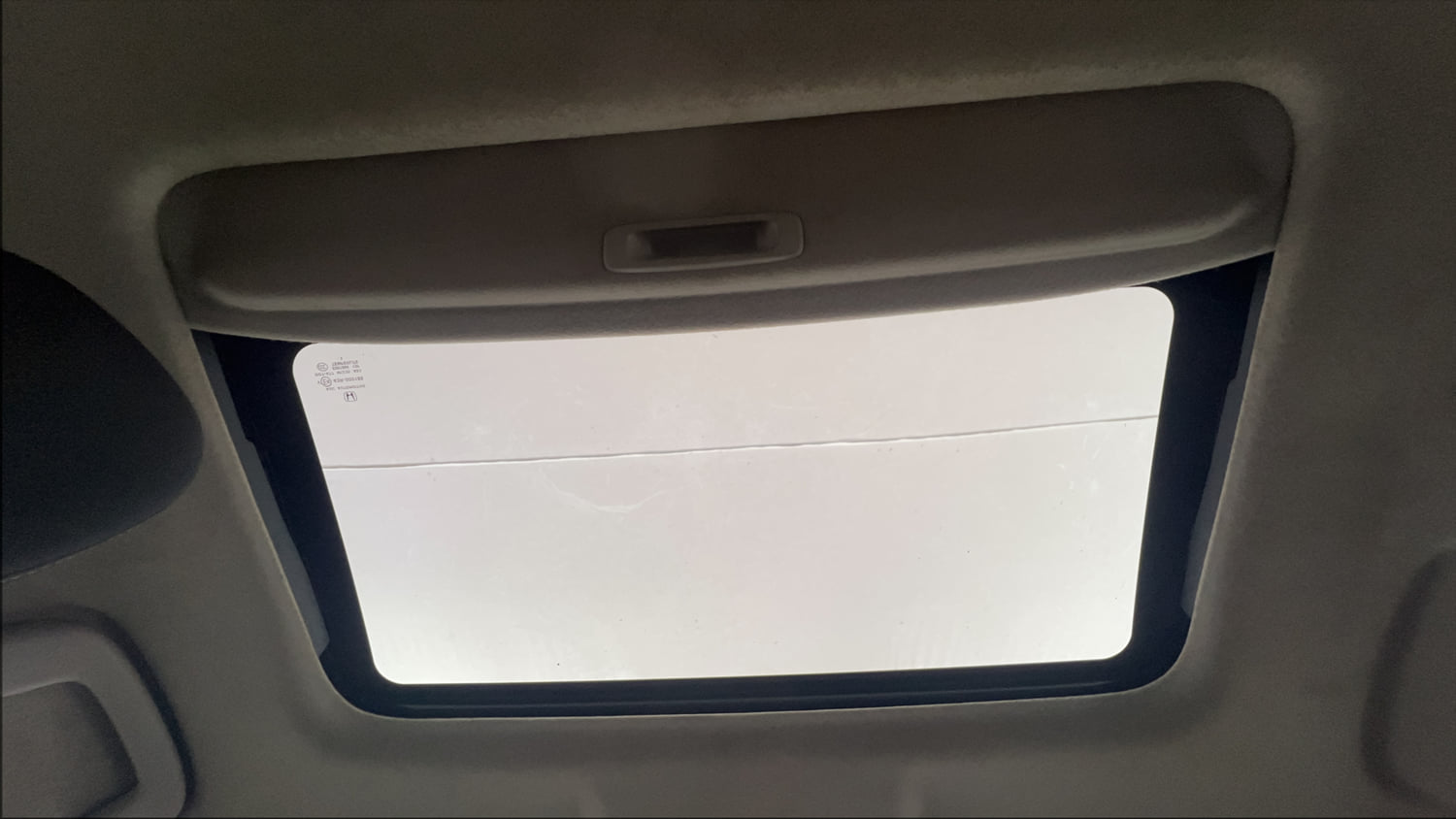 Used 2023 Honda Elevate VX MT Petrol Manual top_features Sunroof