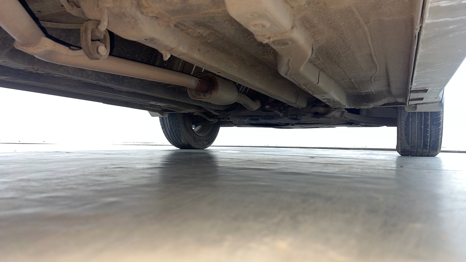 Used 2016 Hyundai Creta 1.6 SX Plus Petrol Petrol Manual extra REAR RIGHT UNDERBODY VIEW