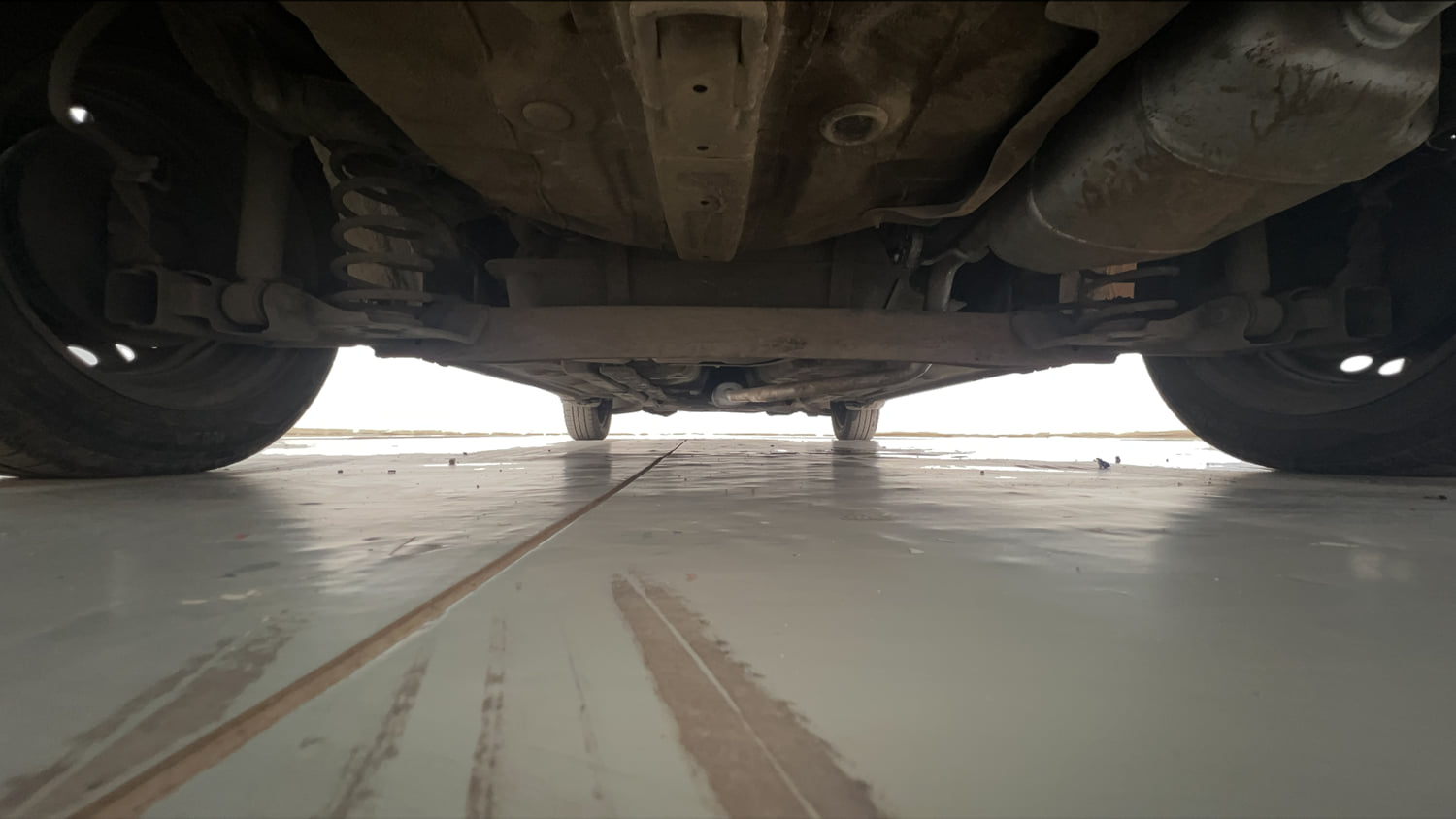 Used 2017 Hyundai Grand i10 Sportz 1.2 Kappa VTVT Petrol Manual extra REAR UNDERBODY VIEW (TAKEN FROM REAR)