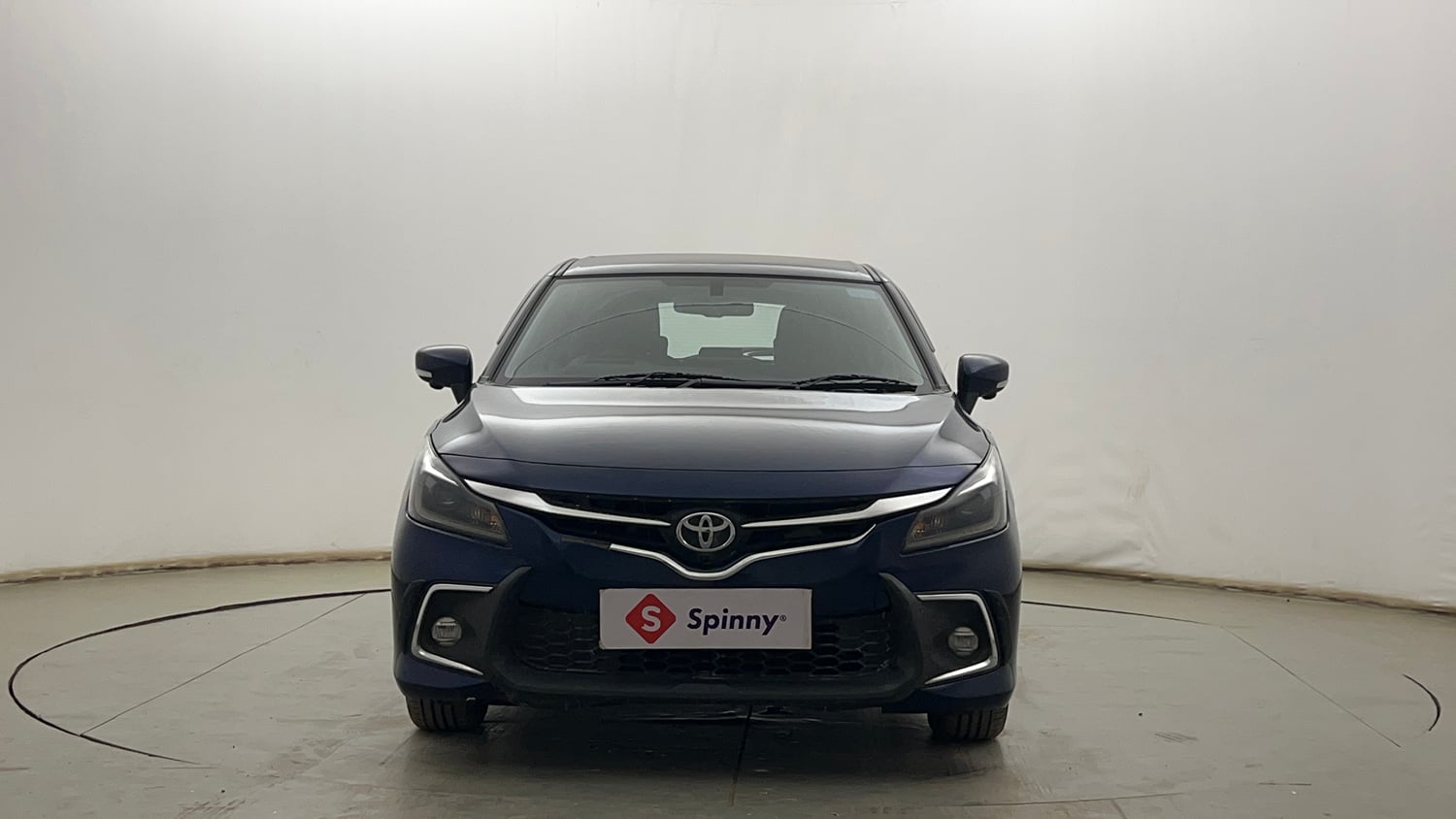 Used 2023 Toyota Glanza V AMT Petrol Automatic exterior FRONT VIEW