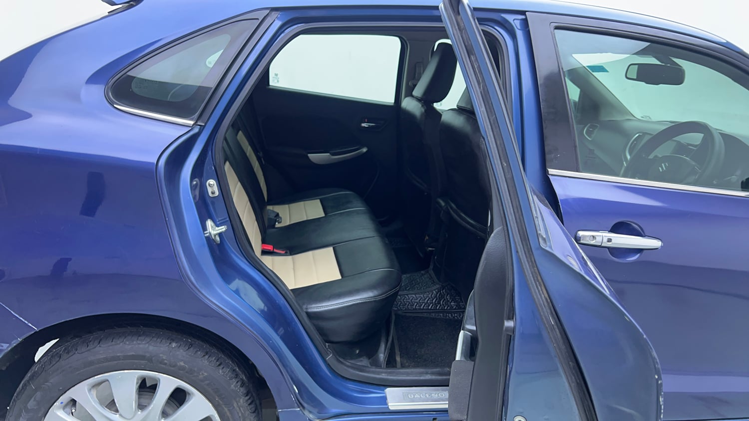 Used 2016 Maruti Suzuki Baleno Zeta 1.2 AT Petrol Automatic interior RIGHT SIDE REAR DOOR CABIN VIEW