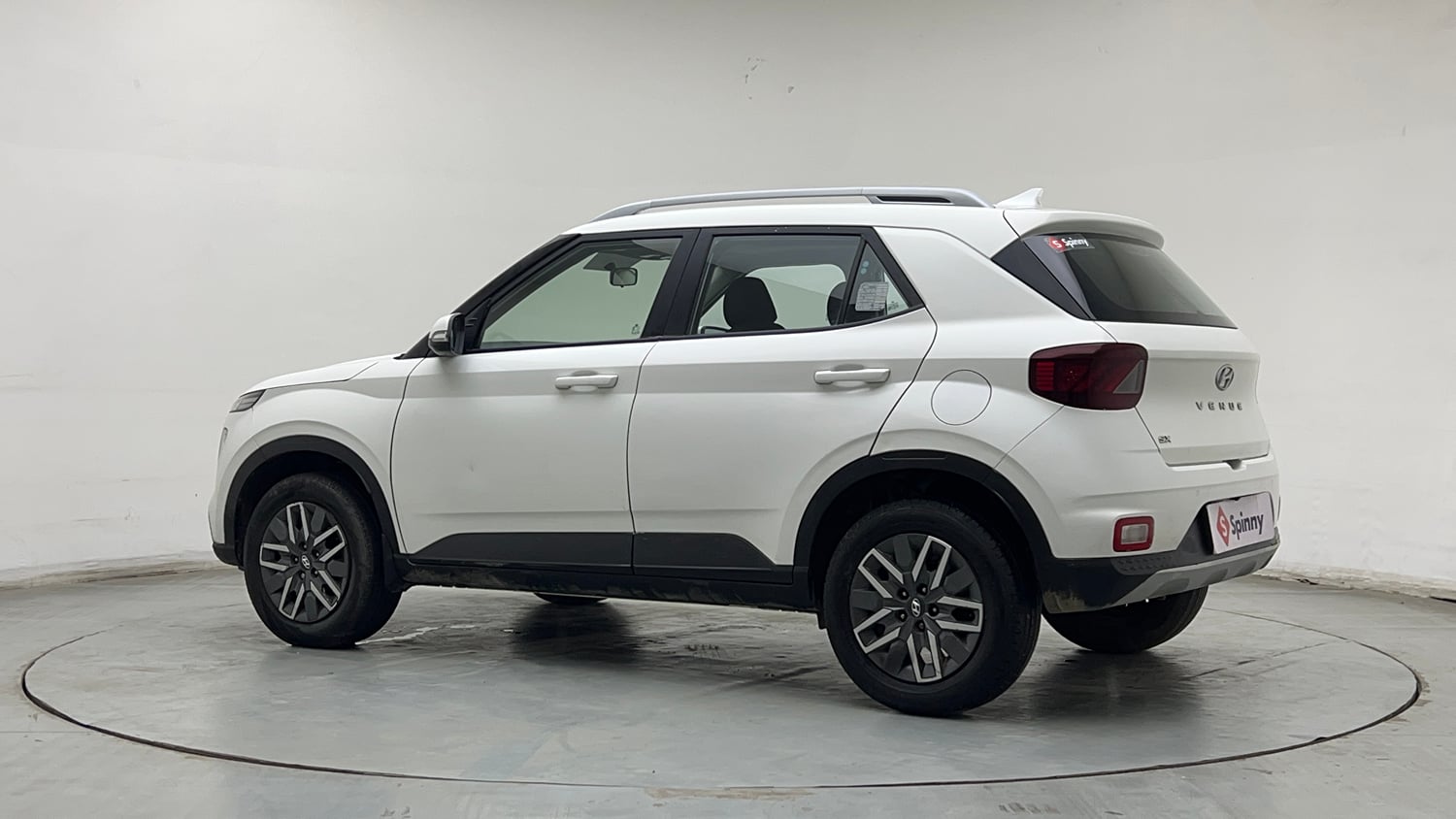 Used 2022 Hyundai Venue SX 1.0 Turbo iMT Petrol Manual exterior LEFT REAR CORNER VIEW