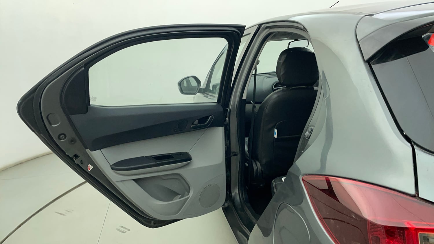Used 2022 Tata Tiago XT (O) Petrol Manual interior LEFT REAR DOOR OPEN VIEW