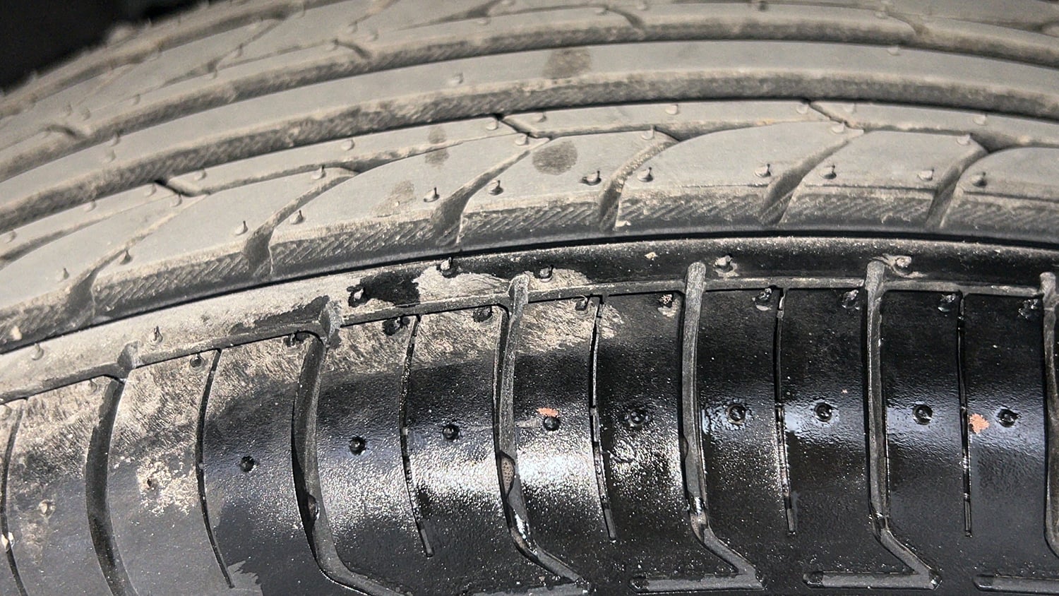 Used 2018 Maruti Suzuki Baleno Delta 1.2 Petrol Manual tyres LEFT REAR TYRE TREAD VIEW