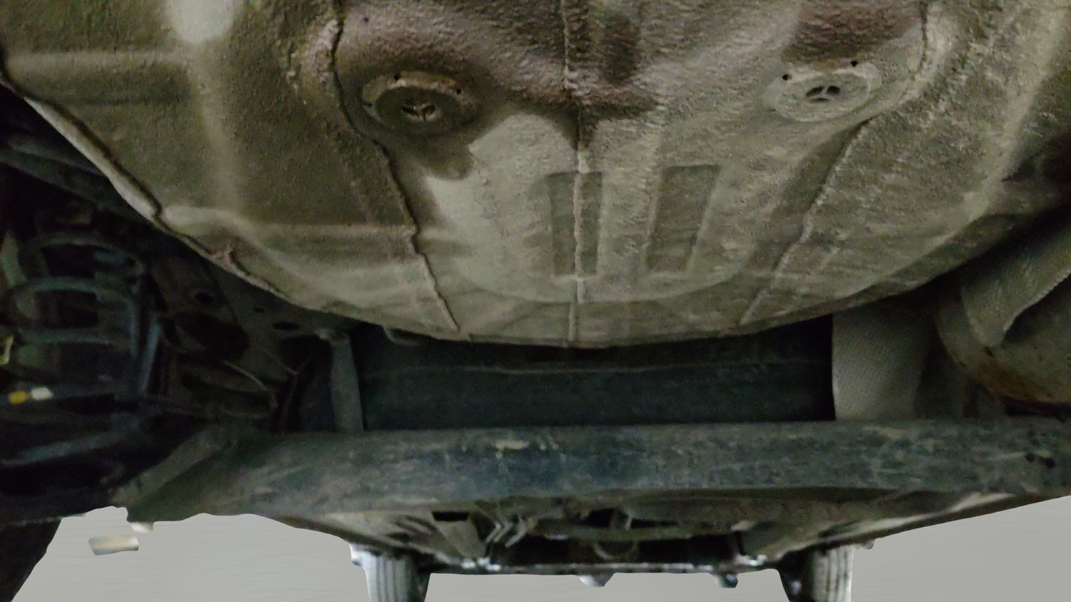 Used 2016 Ford Figo Aspire Titanium 1.2 Ti-VCT Petrol Manual extra REAR UNDERBODY VIEW (TAKEN FROM REAR)