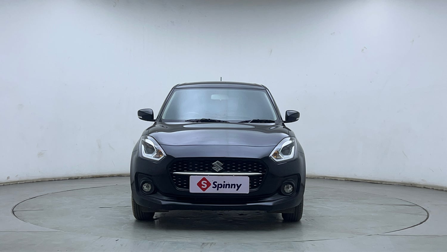 Used 2023 Maruti Suzuki Swift ZXi Plus AMT Petrol Automatic exterior FRONT VIEW