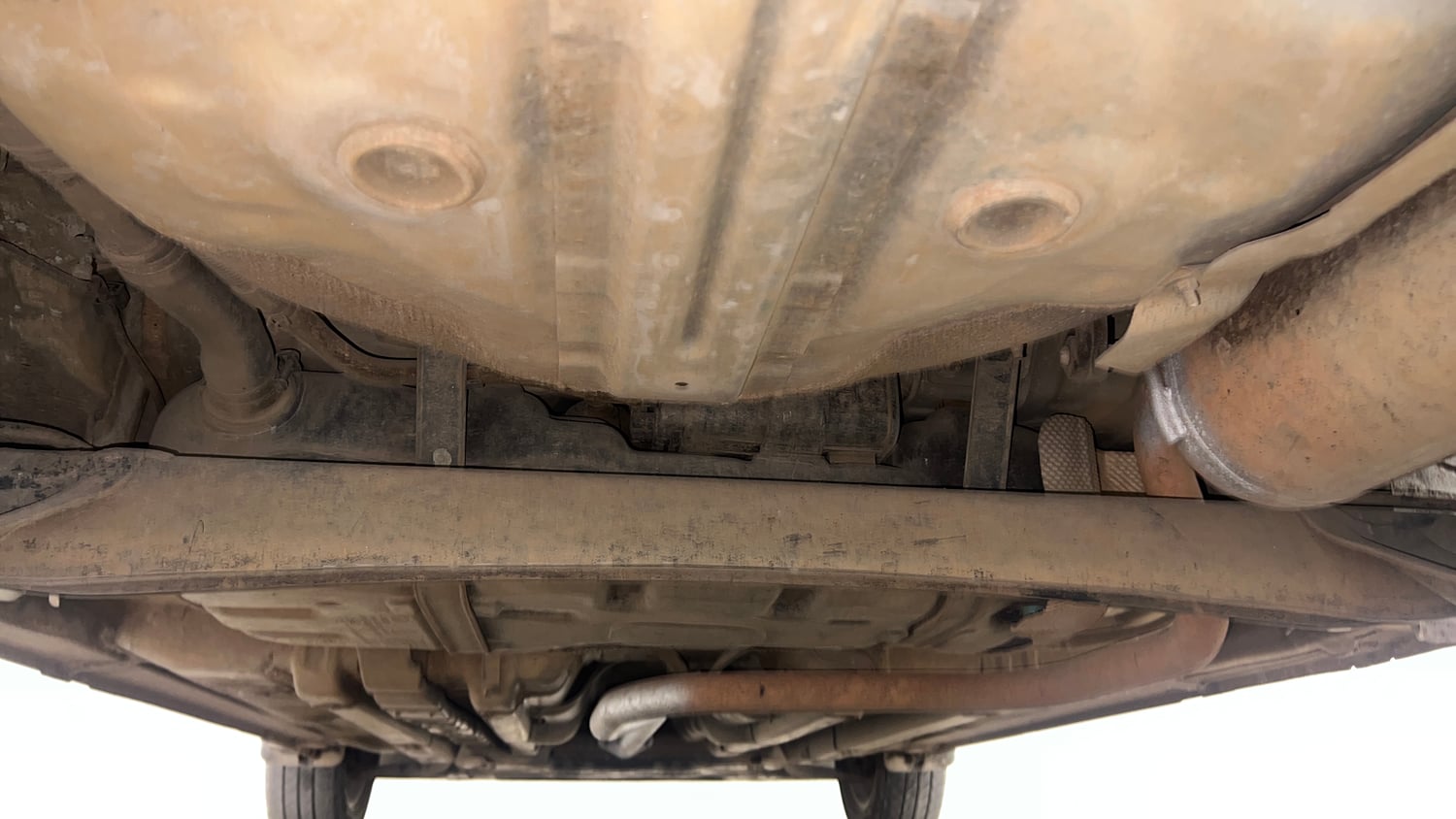 Used 2018 Hyundai Elite i20 Asta 1.2 AT Petrol Automatic extra REAR UNDERBODY VIEW (TAKEN FROM REAR)