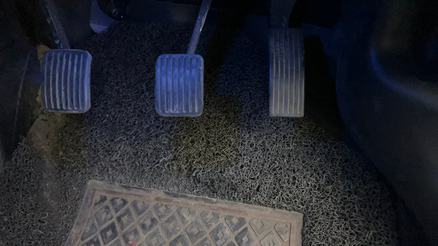 Used 2025 Hyundai Grand i10 Nios Sportz 1.2 Hy-CNG Duo Cng Manual interior PEDALS VIEW