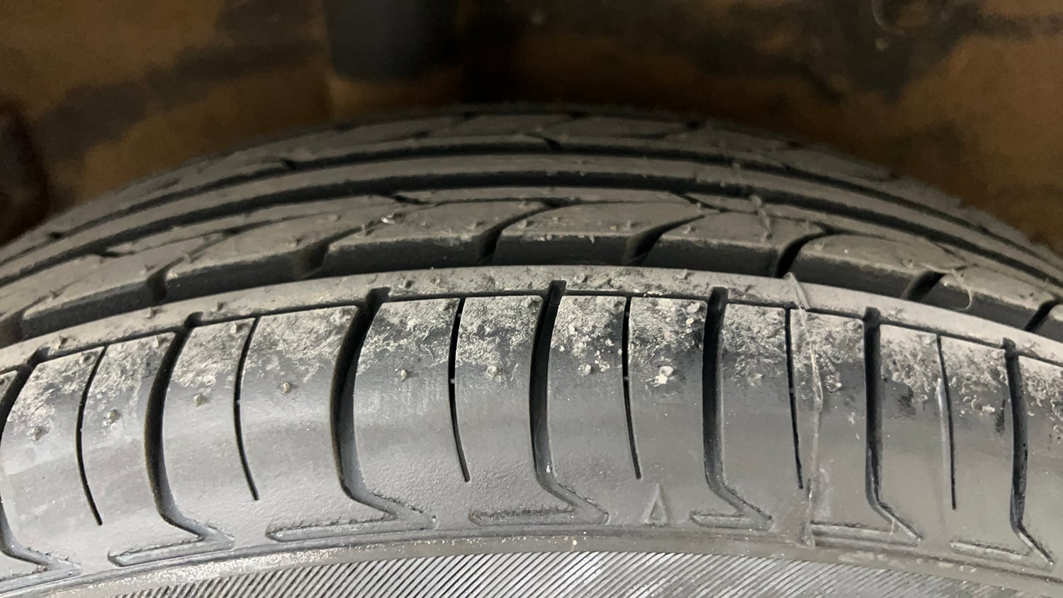 Used 2017 Maruti Suzuki Celerio ZXi AMT Petrol Automatic tyres RIGHT REAR TYRE TREAD VIEW