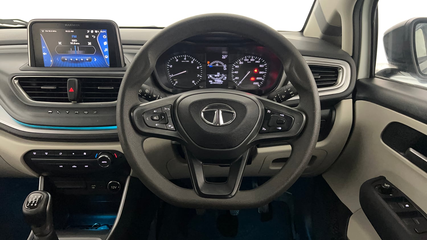Used 2021 Tata Altroz XZ Petrol Petrol Manual interior STEERING VIEW