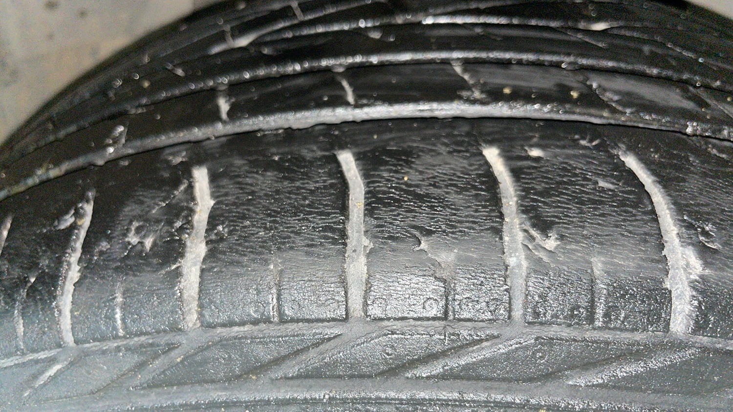 Used 2021 Tata Nexon XZ Plus Petrol Manual tyres RIGHT FRONT TYRE TREAD VIEW