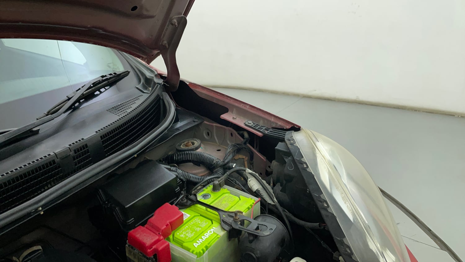 Used 2019 Nissan Micra Active XL Petrol Manual engine ENGINE LEFT SIDE HINGE & APRON VIEW