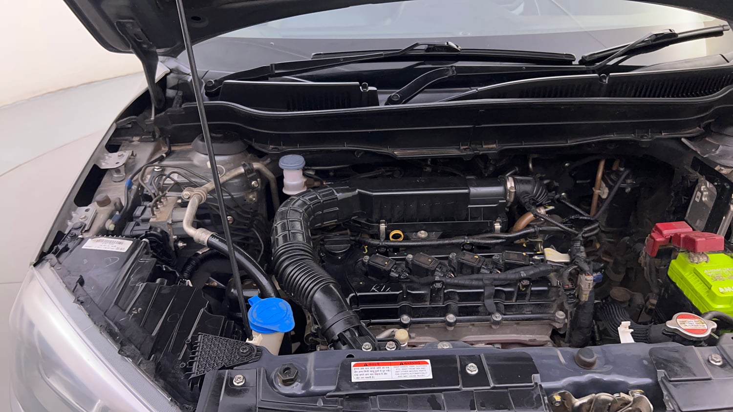Used 2022 maruti-suzuki Vitara Brezza VXi Petrol Manual engine ENGINE RIGHT SIDE HINGE & APRON VIEW
