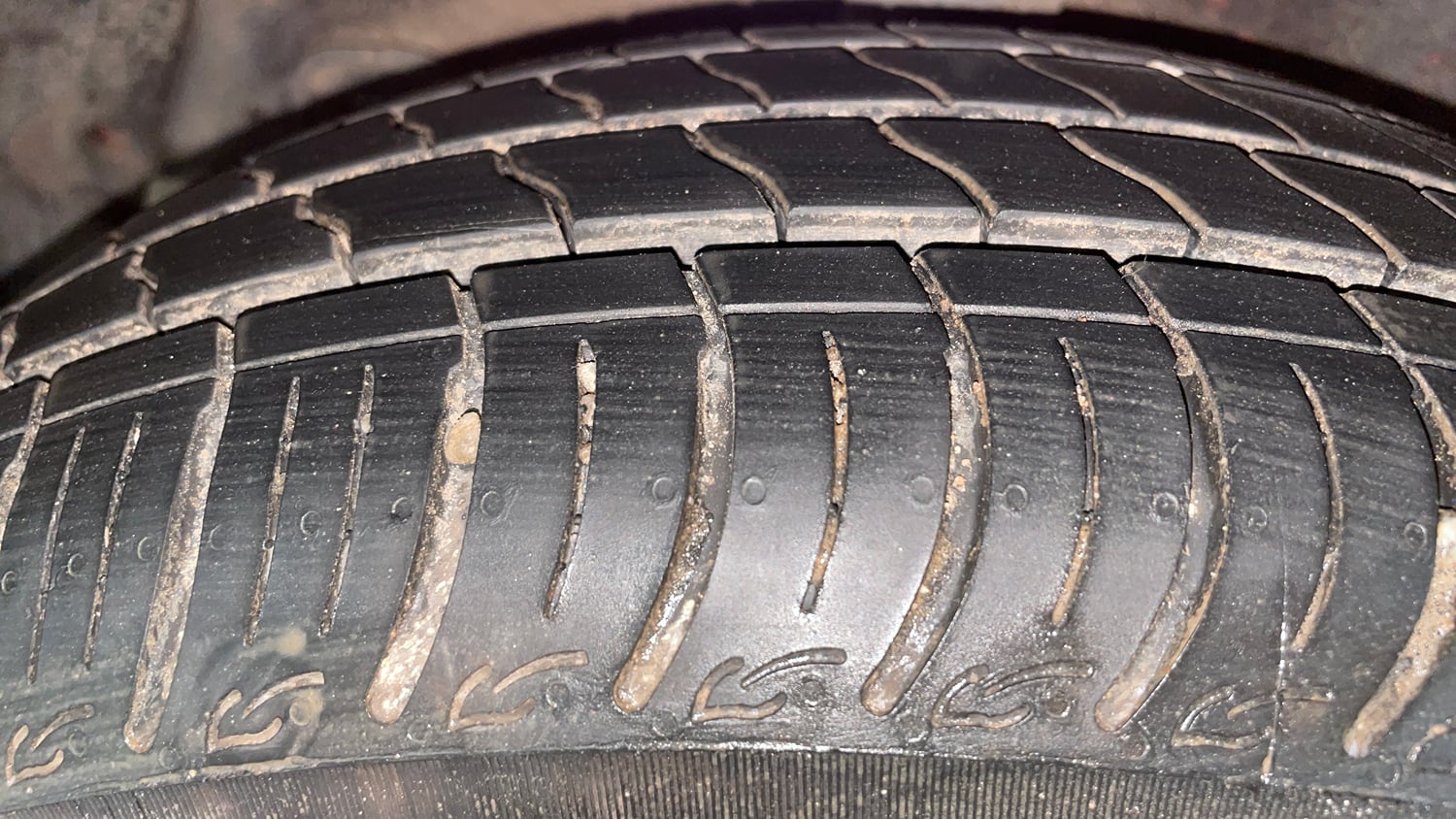 Used 2017 Hyundai Xcent SX 1.1 CRDi Diesel Manual tyres RIGHT REAR TYRE TREAD VIEW