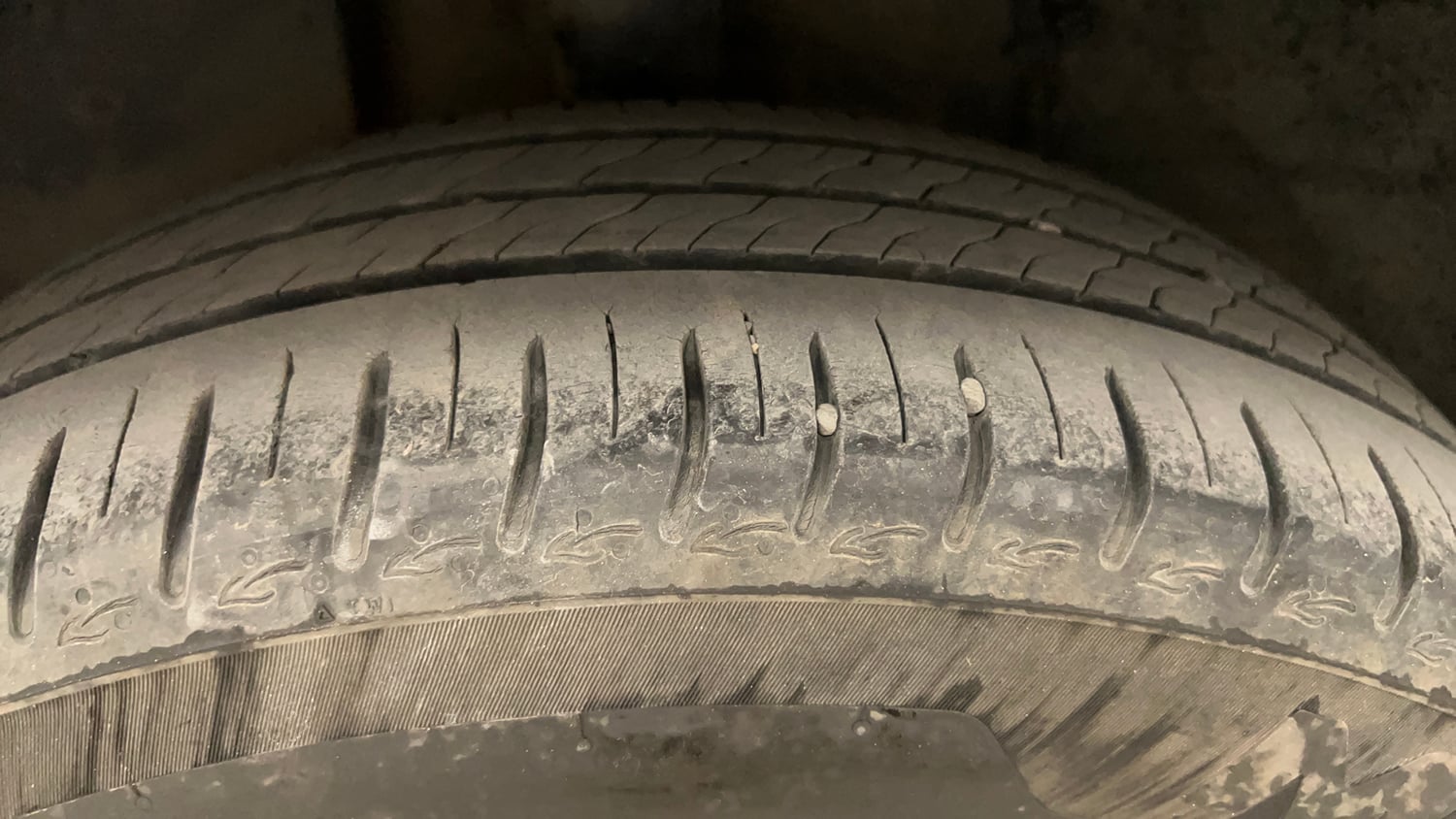 Used 2023 Tata Altroz XZ Petrol Petrol Manual tyres RIGHT REAR TYRE TREAD VIEW