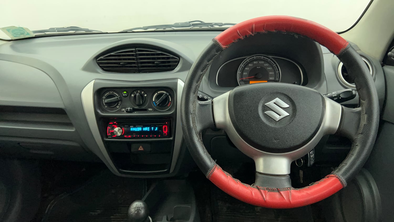 Used 2014 Maruti Suzuki Alto 800 Lxi Petrol Manual interior STEERING VIEW
