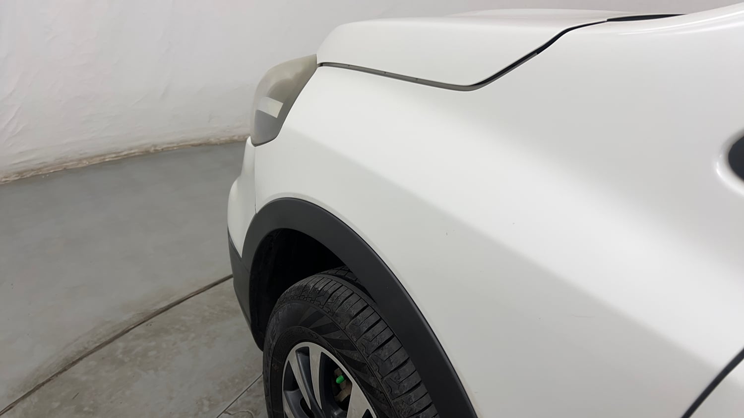 Used 2021 Maruti Suzuki S-Cross Alpha Petrol Manual dents MINOR SCRATCH
