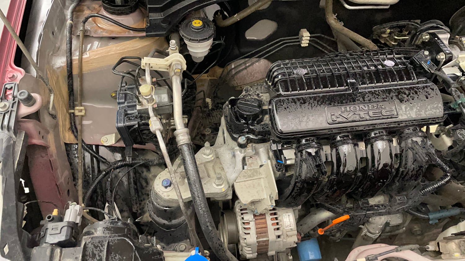 Used 2018 Honda Amaze 1.2 S CVT Petrol Petrol Automatic engine ENGINE RIGHT SIDE VIEW