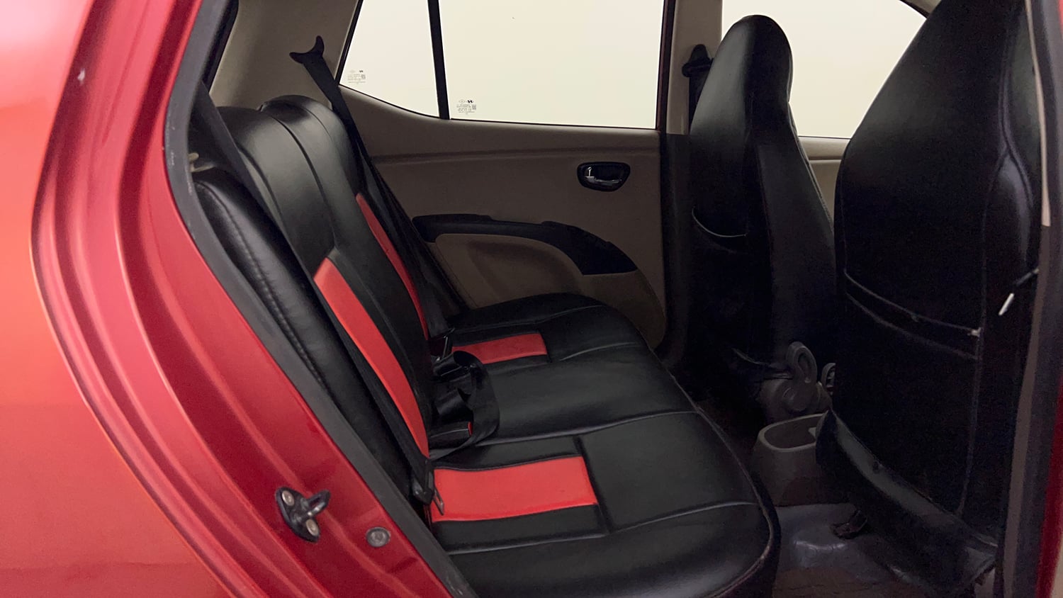 Used 2012 Hyundai i10 Magna 1.2 Kappa2 Petrol Manual interior RIGHT SIDE REAR DOOR CABIN VIEW