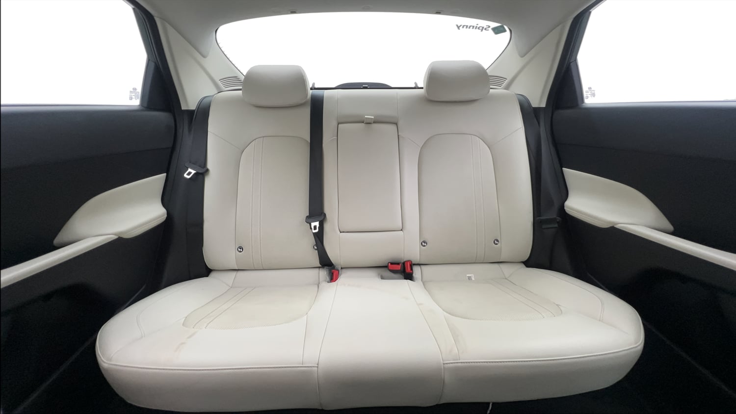 Used 2024 Hyundai Verna SX (O) 1.5 Petrol IVT Petrol Automatic interior REAR SEAT CONDITION VIEW
