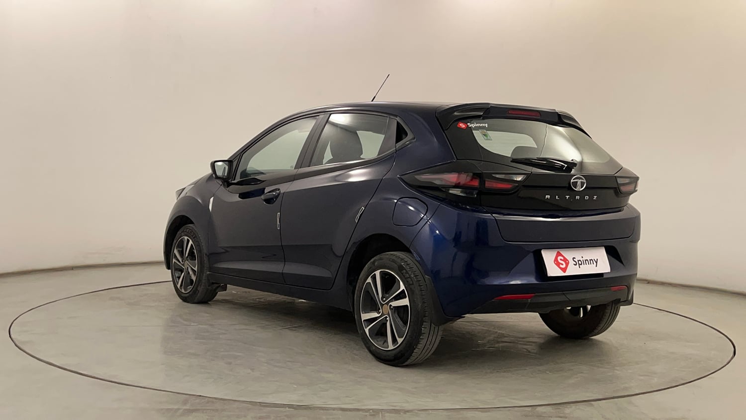 Used 2023 Tata Altroz XZ Petrol Petrol Manual exterior LEFT REAR CORNER VIEW