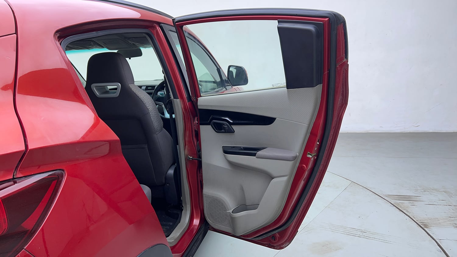 Used 2017 Mahindra KUV100 K6 6 STR Petrol Manual interior RIGHT REAR DOOR OPEN VIEW