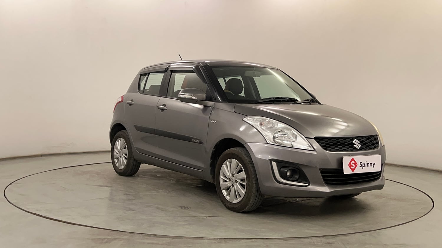 Used 2016 Maruti Suzuki Swift ZXi Petrol Manual exterior RIGHT FRONT CORNER VIEW