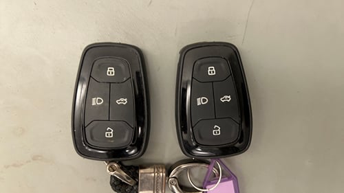 Used 2023 Tata Altroz XZ Petrol Petrol Manual extra CAR KEY VIEW