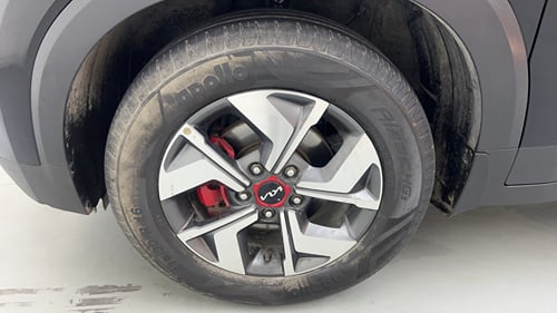 Used 2022 Kia Sonet GTX Plus 1.5 AT Diesel Automatic tyres LEFT FRONT TYRE RIM VIEW