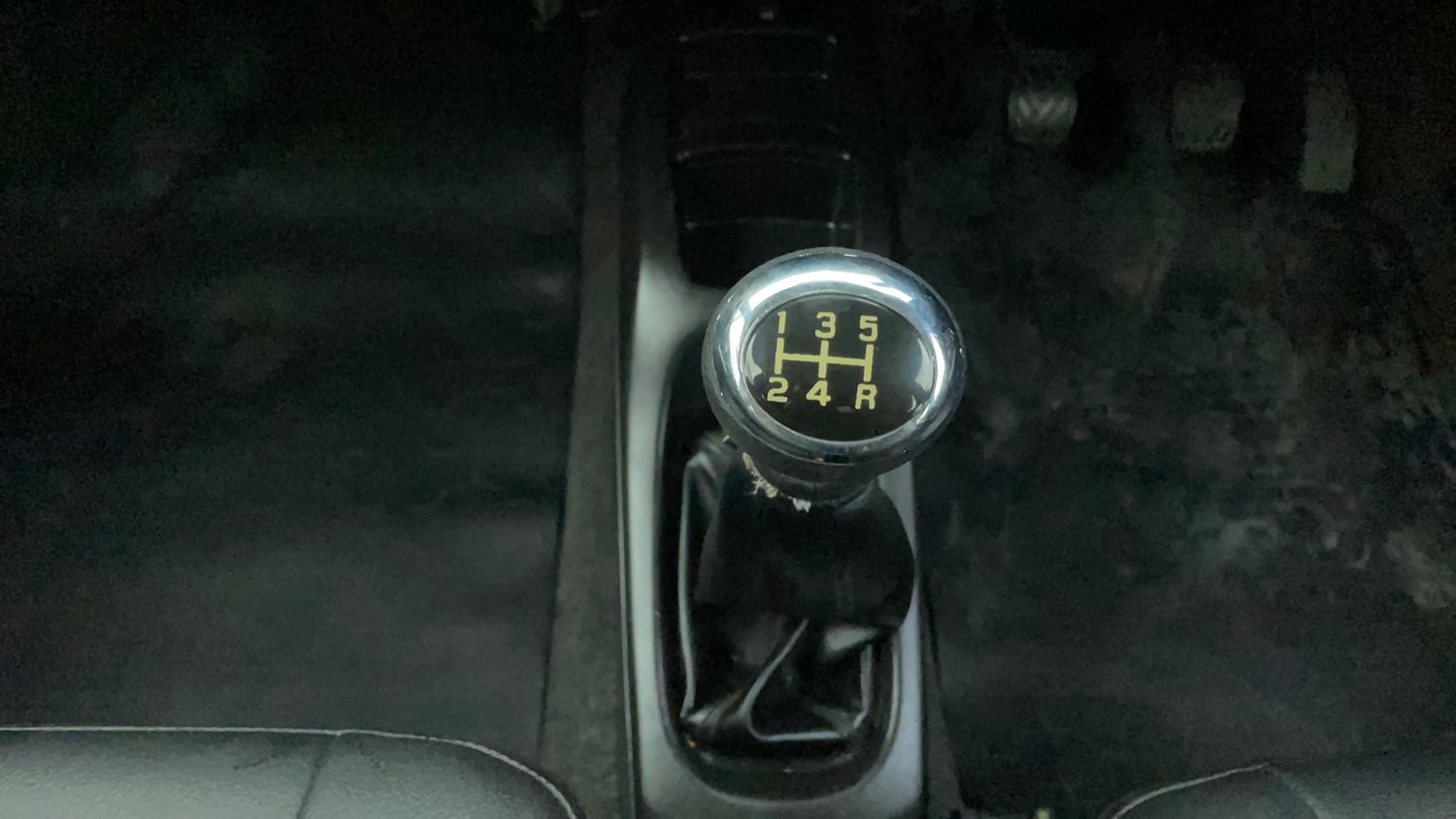 Used 2012 Maruti Suzuki Wagon R LXi Petrol Manual interior GEAR  KNOB VIEW