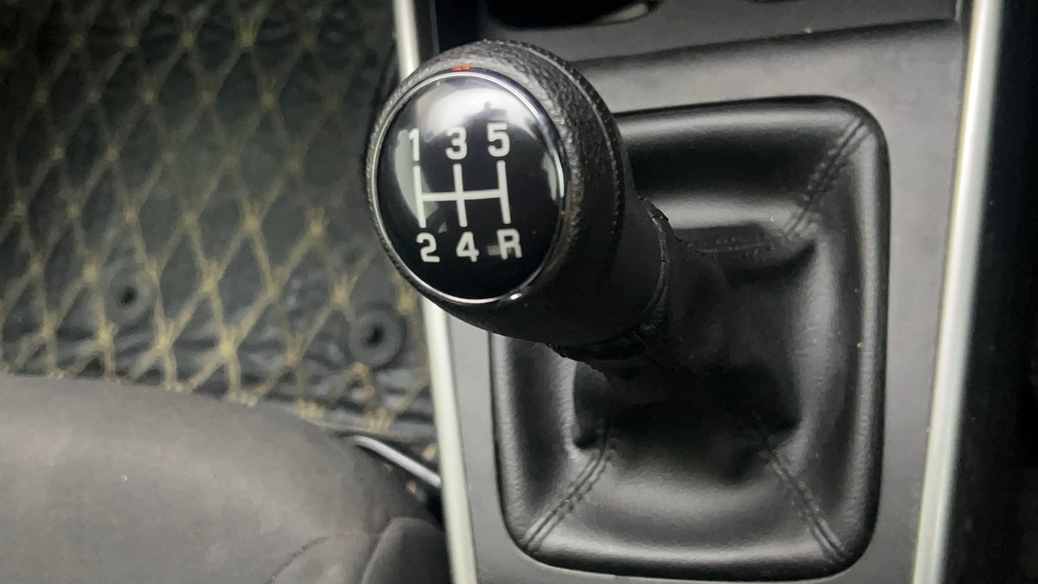 Used 2022 Maruti Suzuki Baleno Alpha Petrol Manual interior GEAR  KNOB VIEW