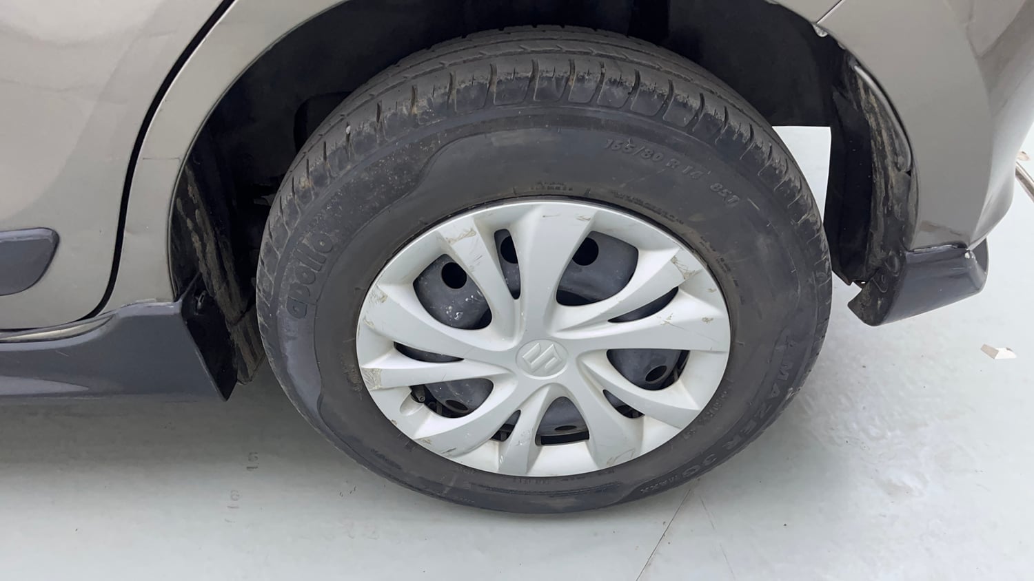 Used 2021 Maruti Suzuki Swift VXi Petrol Manual tyres LEFT REAR TYRE RIM VIEW