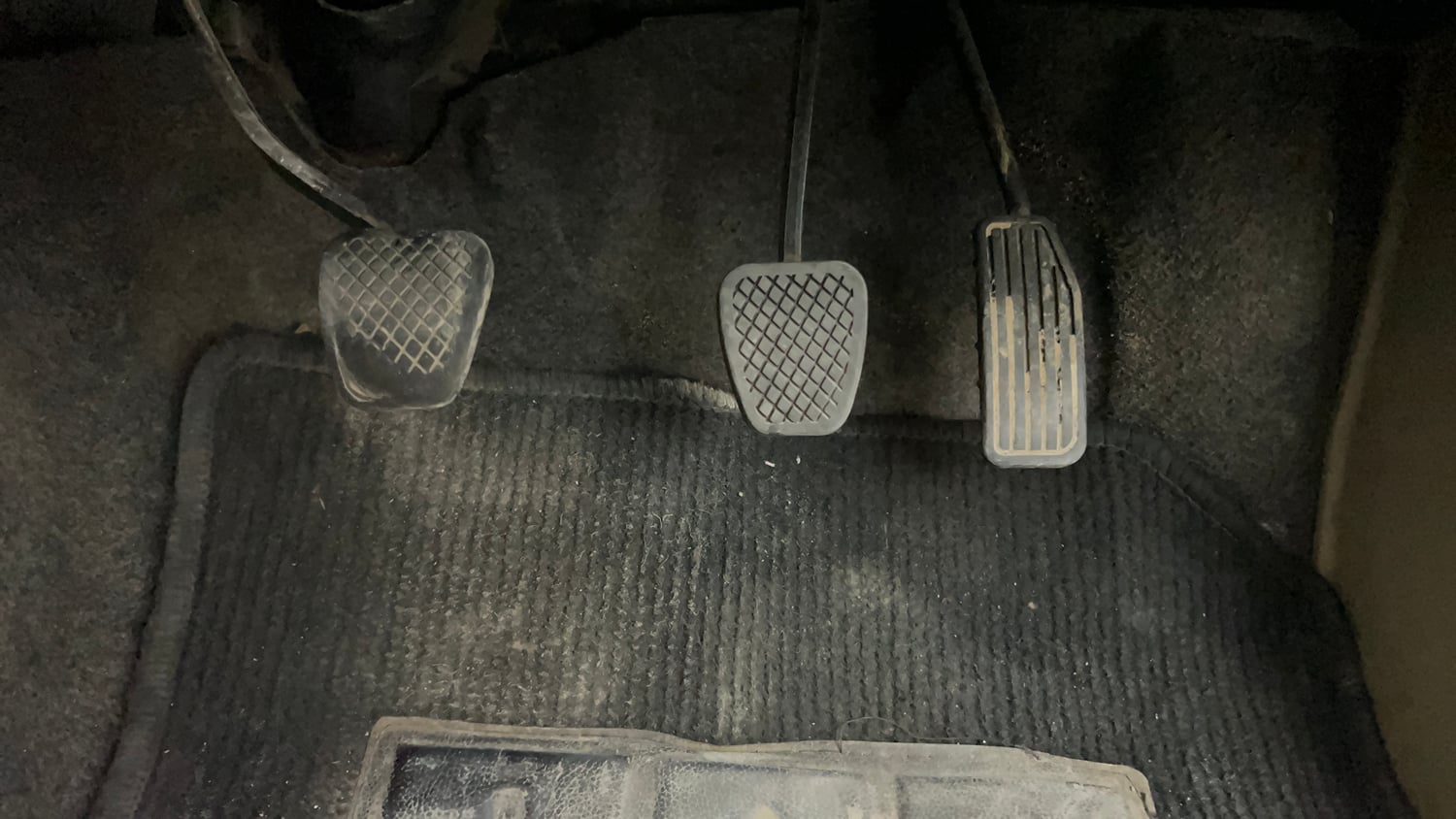 Used 2013 Honda Amaze 1.2 S i-VTEC Petrol Manual interior PEDALS VIEW