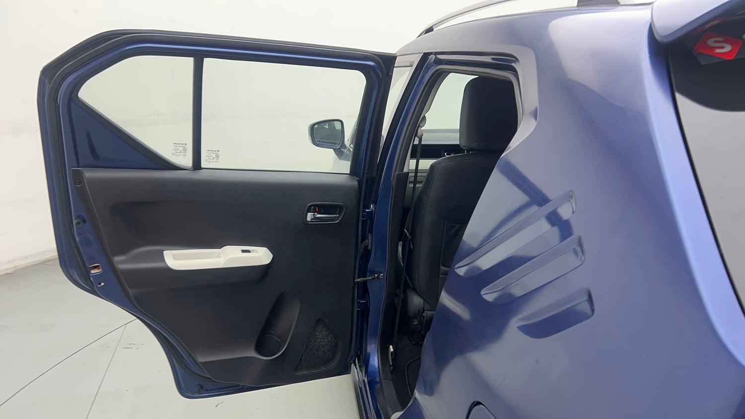 Used 2022 Maruti Suzuki Ignis Zeta 1.2 MT Petrol Manual interior LEFT REAR DOOR OPEN VIEW