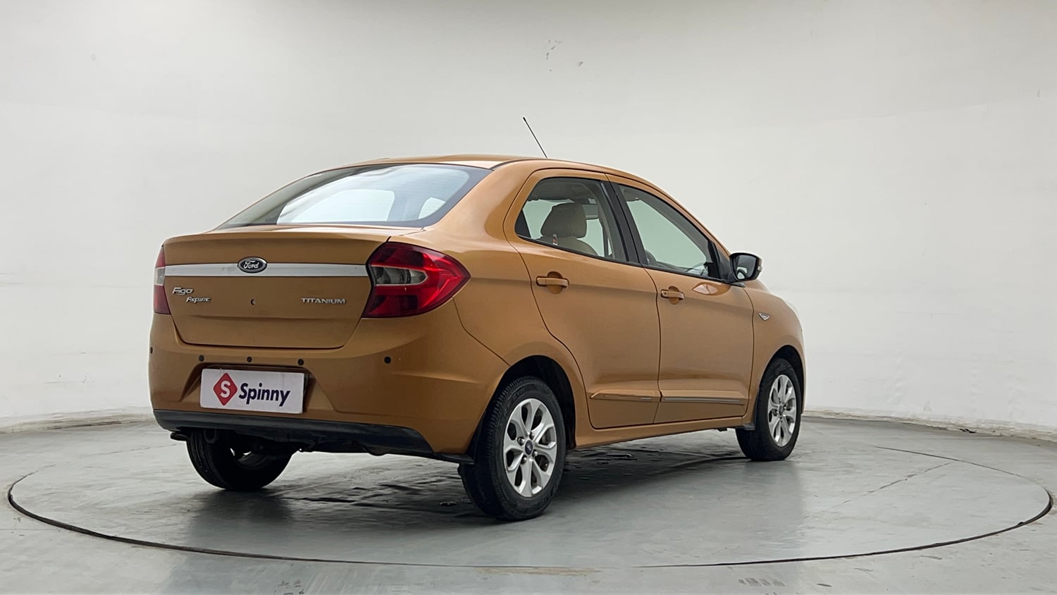 Used 2015 Ford Figo Aspire Titanium 1.5 Ti-VCT AT Petrol Automatic exterior RIGHT REAR CORNER VIEW