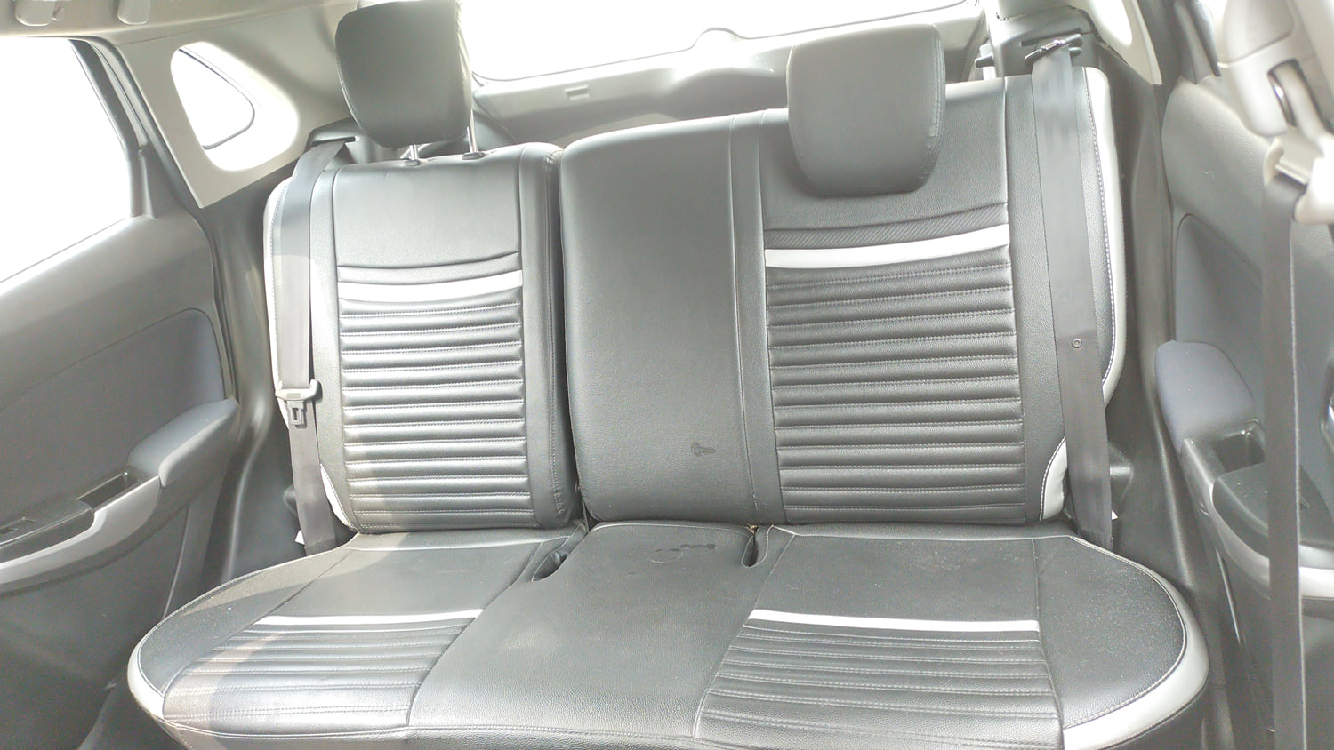 Used 2021 Maruti Suzuki Baleno Zeta Petrol Manual interior REAR SEAT CONDITION VIEW