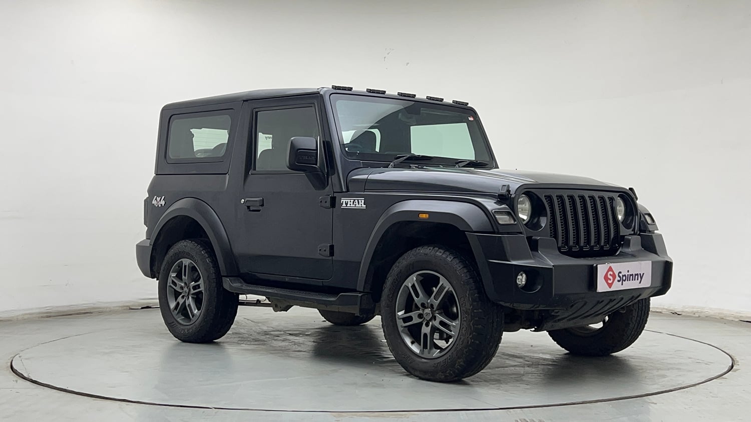 Used 2022 mahindra Thar LX Hard Top Petrol AT 4WD Petrol Automatic exterior RIGHT FRONT CORNER VIEW