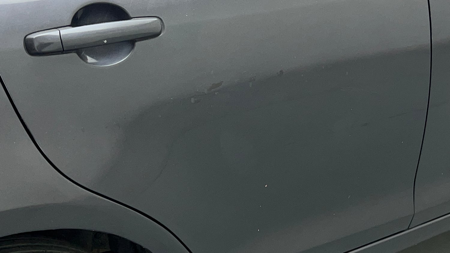 Used 2015 Maruti Suzuki Swift VXi Petrol Manual dents MINOR SCRATCH