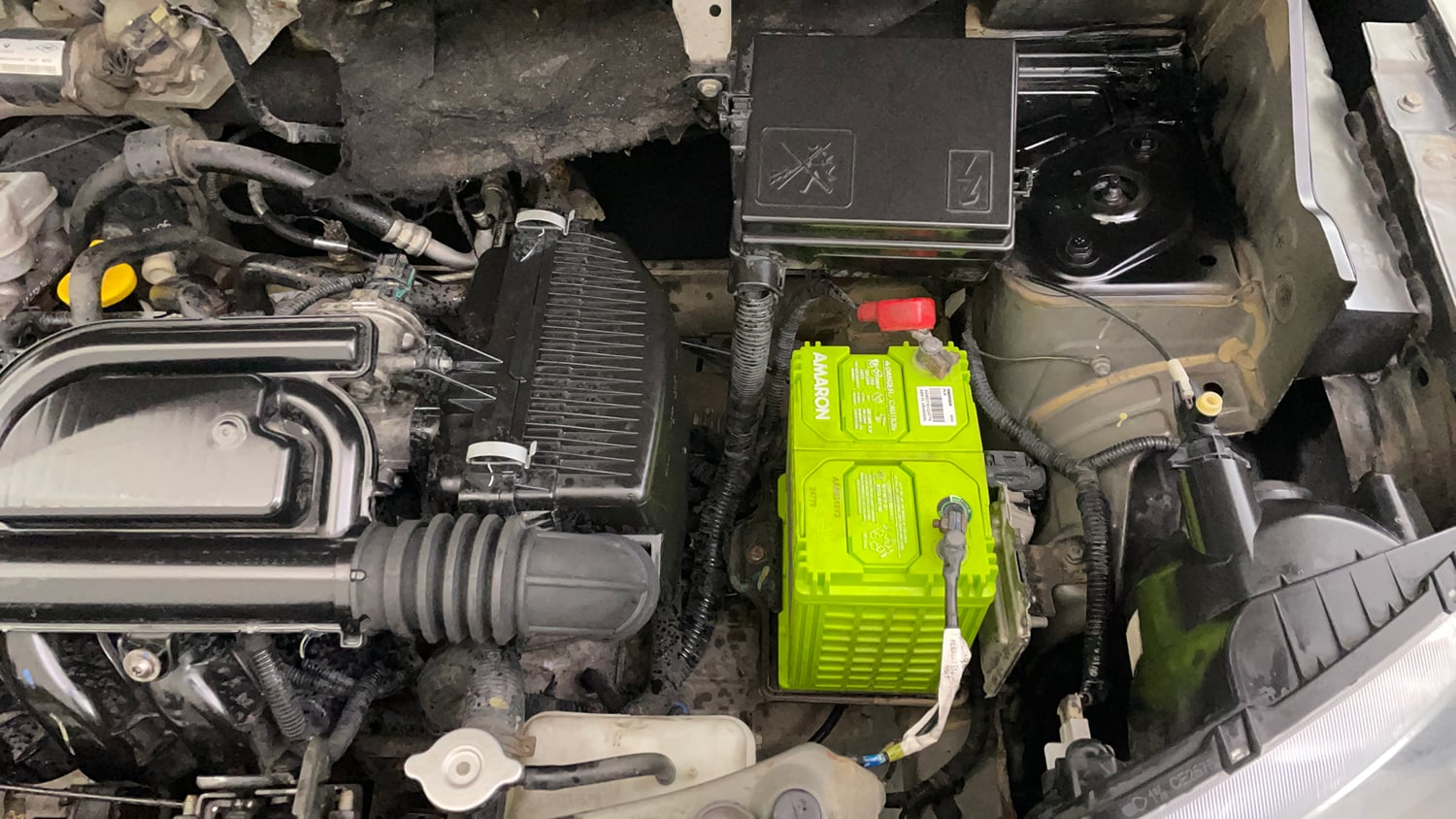 Used 2016 Renault Kwid RXT Petrol Manual engine ENGINE LEFT SIDE VIEW