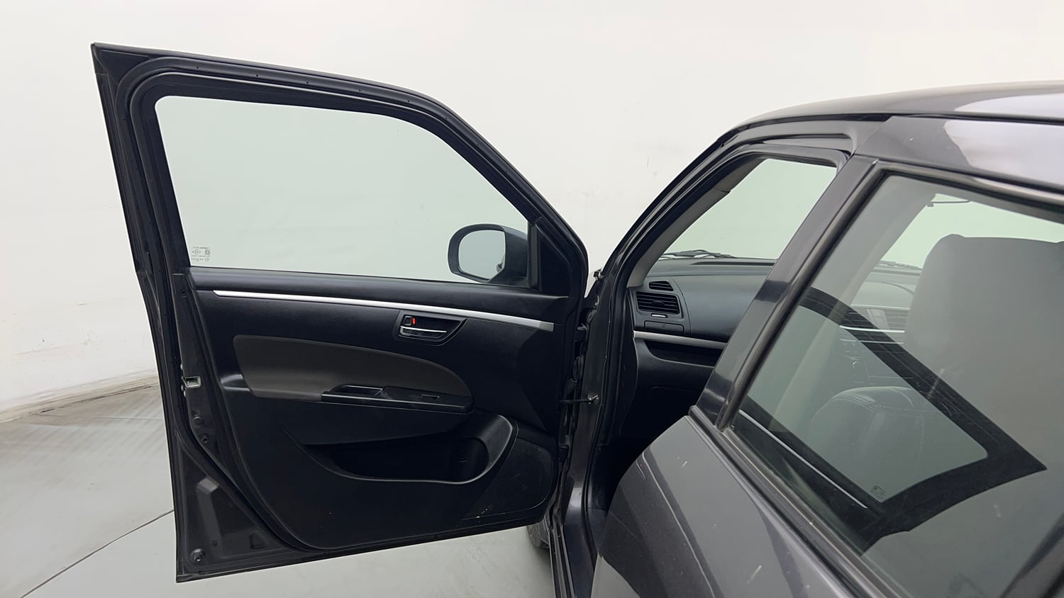Used 2015 Maruti Suzuki Swift VXi Petrol Manual interior LEFT FRONT DOOR OPEN VIEW