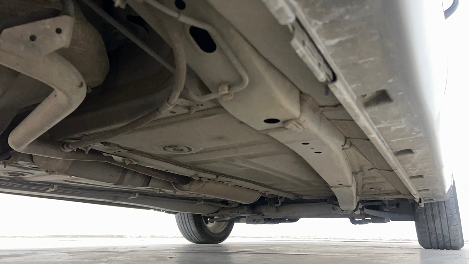 Used 2020 Maruti Suzuki Baleno Zeta Petrol Manual extra REAR RIGHT UNDERBODY VIEW
